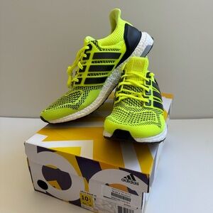 NIB adidas ultra boost m's size 10 1/2 S77414